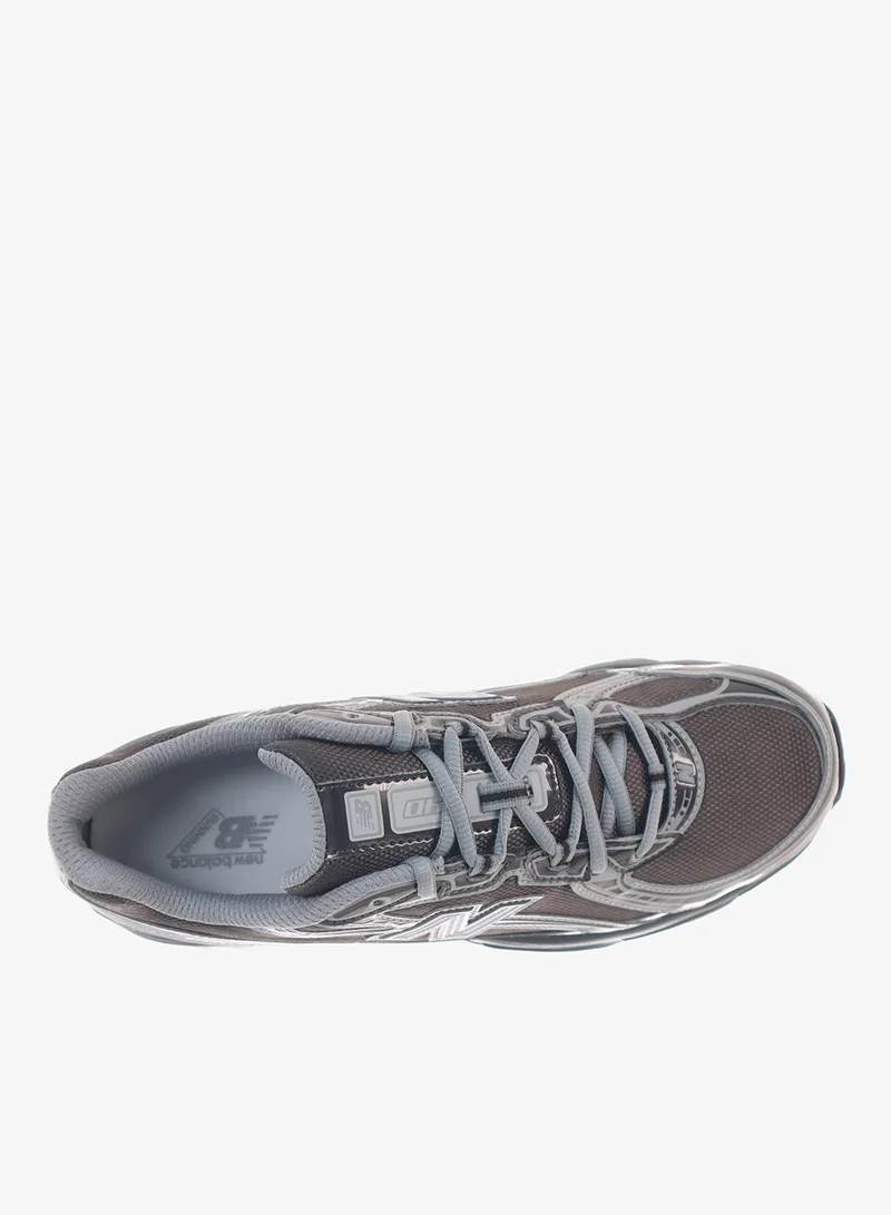 New Balance 740 Sneakers